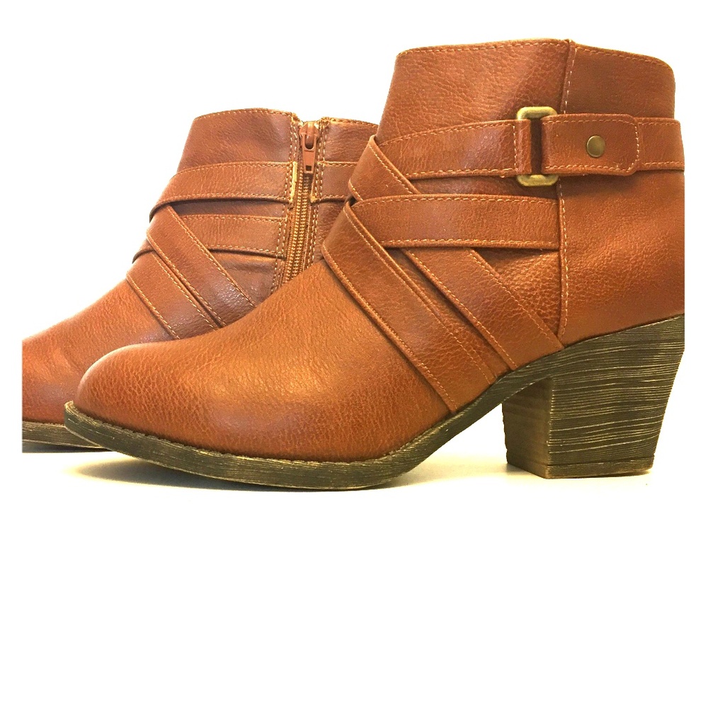 American Eagle Booties